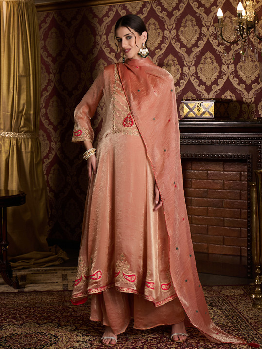 Applique Embroidered Kurta