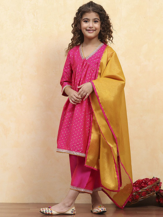 Girls Printed Regular Thread Work Straight Kurta With Palazzos & Dupatta