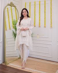 Women Tulip Pant Suit